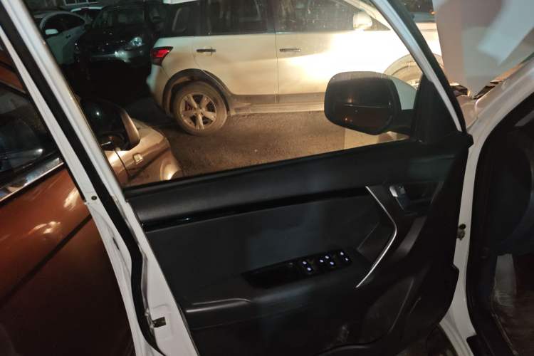 Used Chery Tiggo 3 2016 1.6L Manual Fashion Edition Left Front Door Interior