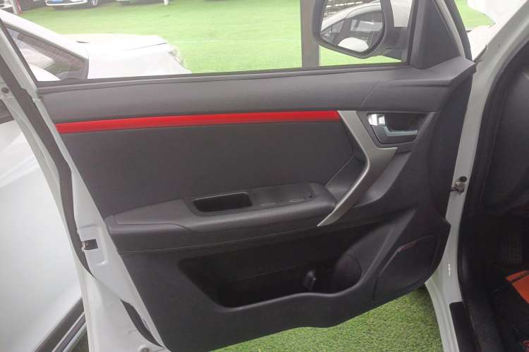 Used Chery Tiggo 3 2016 1.6L Manual ZhiShang Edition Left Front Door Interior