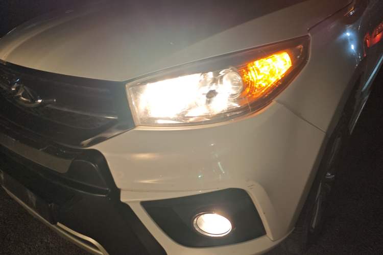 Used Chery Tiggo 3 2016 1.6L Manual Fashion Edition Left Front Headlight