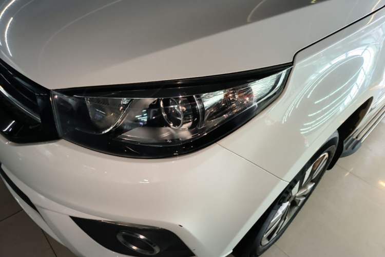 Used Chery Tiggo 3 2016 1.6L CVT ZhiShang Edition Left Front Headlight