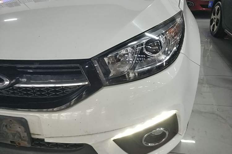 Used Chery Tiggo 3 2016 1.6L CVT ZhiShang Edition Left Front Headlight
