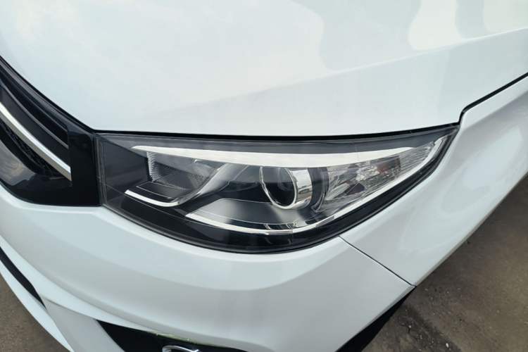 Used Chery Tiggo 3 2016 1.6L CVT ZhiShang Edition Left Front Headlight