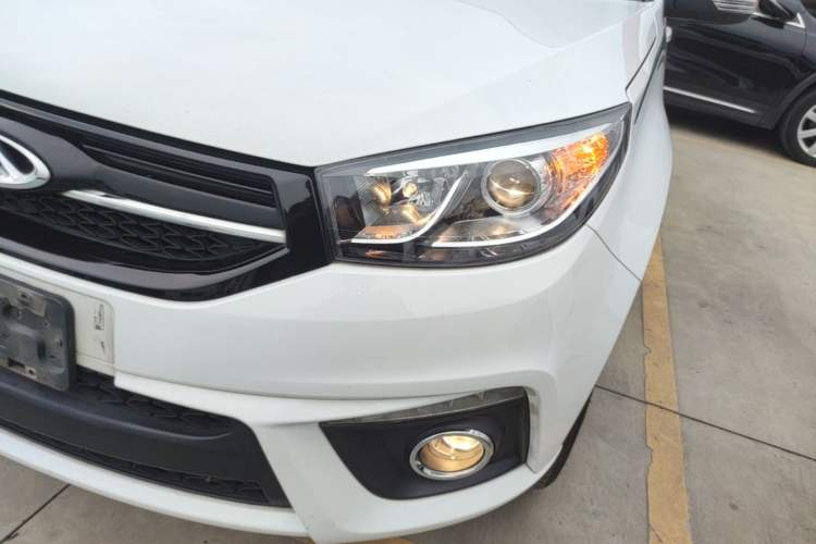 Used Chery Tiggo 3 2016 1.6L CVT ZhiShang Edition Left Front Headlight