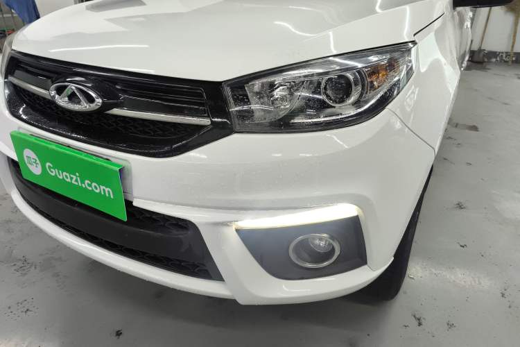 Used Chery Tiggo 3 2016 1.6L Manual ZhiShang Edition Left Front Headlight