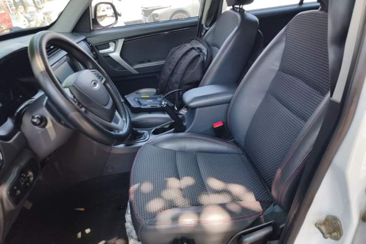 Used Chery Tiggo 3 2016 1.6L Manual ZhiShang Edition Left Front Seat
