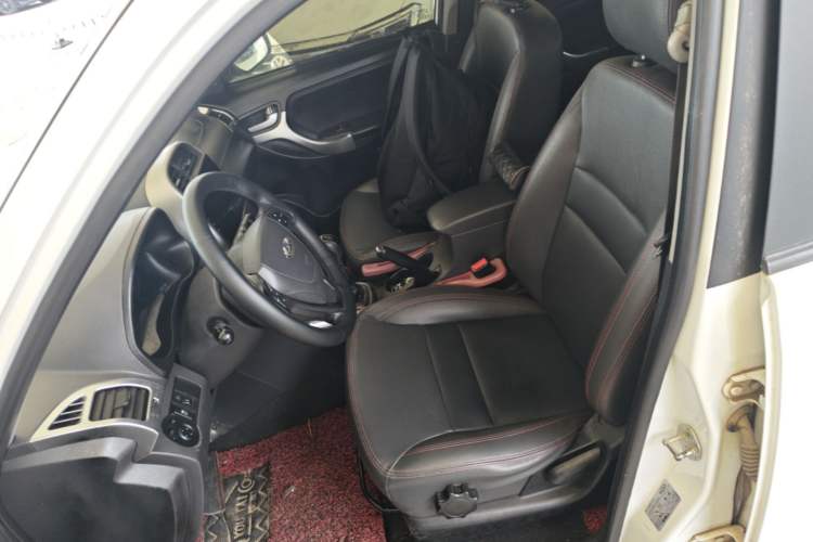 Used Chery Tiggo 3 2016 1.6L Manual ZhiShang Edition Left Front Seat