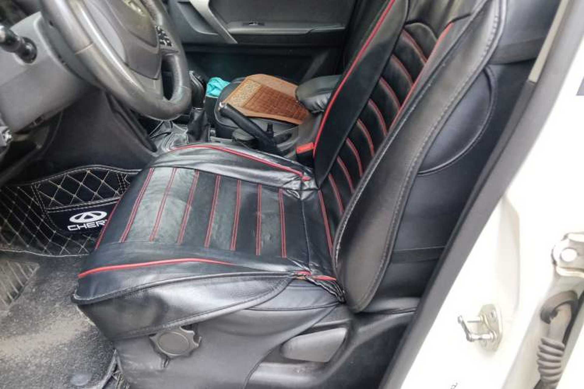 Used Chery Tiggo 3 2016 1.6L Manual ZhiShang Edition Left Front Seat