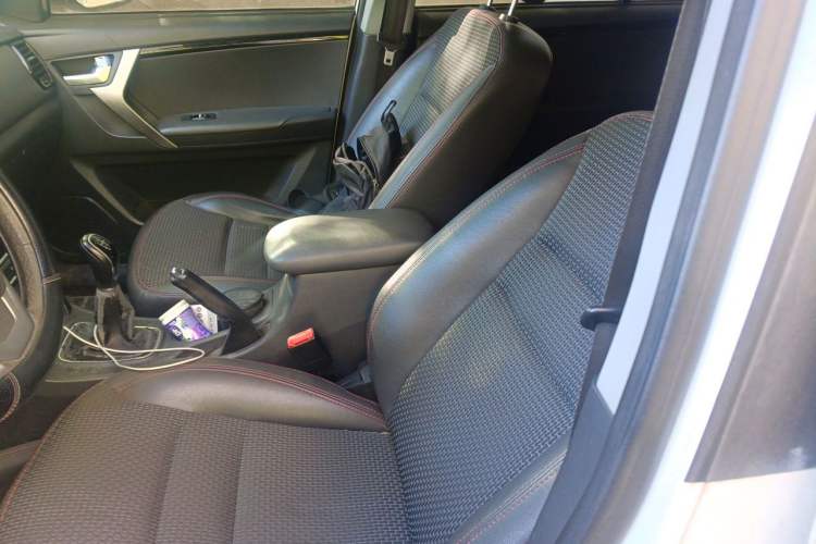 Used Chery Tiggo 3 2016 1.6L Manual ZhiShang Edition Left Front Seat