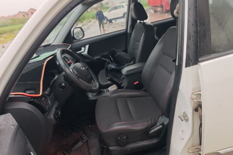 Used Chery Tiggo 3 2016 1.6L Manual ZhiShang Edition Left Front Seat