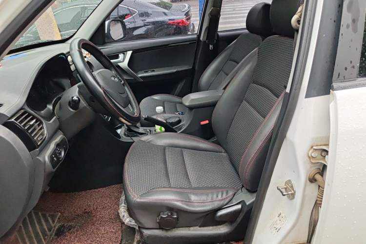 Used Chery Tiggo 3 2016 1.6L CVT ZhiShang Edition Left Front Seat