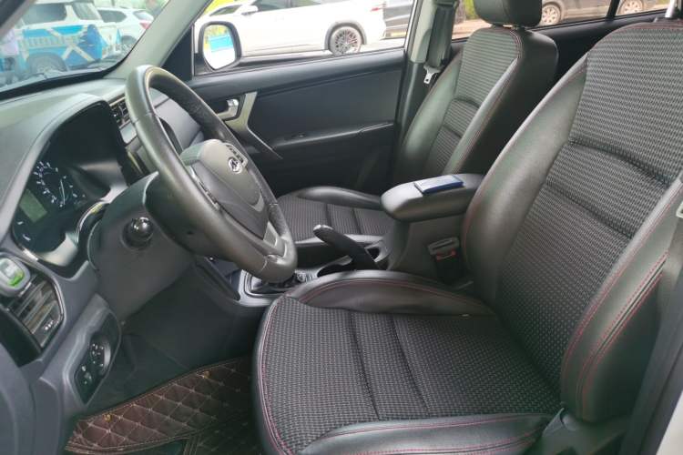 Used Chery Tiggo 3 2016 1.6L Manual ZhiShang Edition Left Front Seat