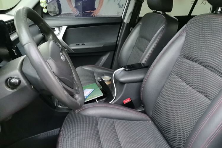 Used Chery Tiggo 3 2016 1.6L Manual ZhiShang Edition Left Front Seat
