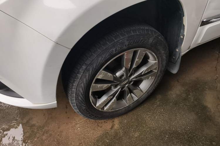 Used Chery Tiggo 3 2016 1.6L CVT ZhiShang Edition Left Front Wheel Hub