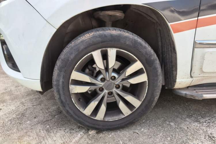 Used Chery Tiggo 3 2016 1.6L CVT ZhiShang Edition Left Front Wheel Hub