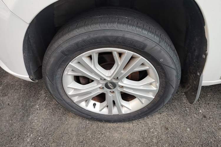 Used Chery Tiggo 3 2016 1.6L Manual Fashion Edition Left Front Wheel Hub