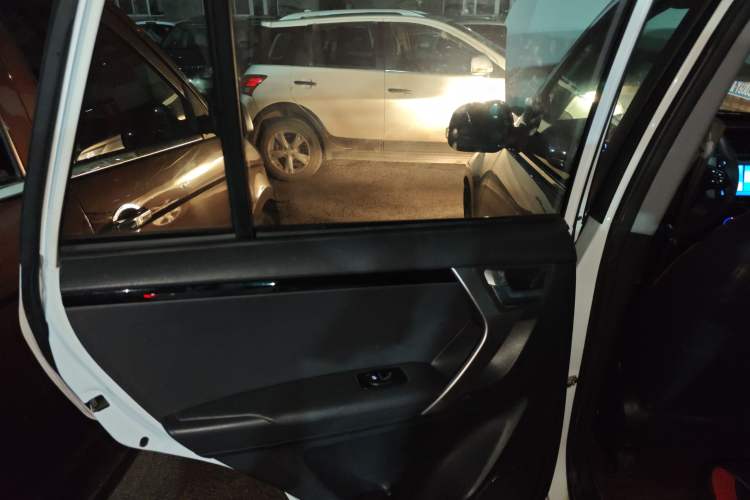 Used Chery Tiggo 3 2016 1.6L Manual Fashion Edition Left Rear Door Interior