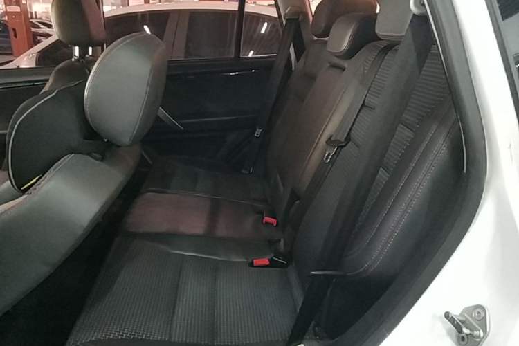 Used Chery Tiggo 3 2016 1.6L CVT ZhiShang Edition Left Rear Seat