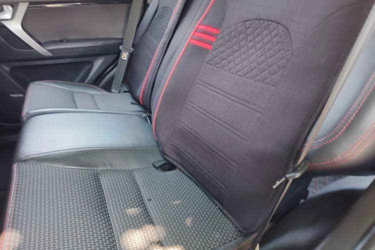 Used Chery Tiggo 3 2016 1.6L Manual ZhiShang Edition Left Rear Seat
