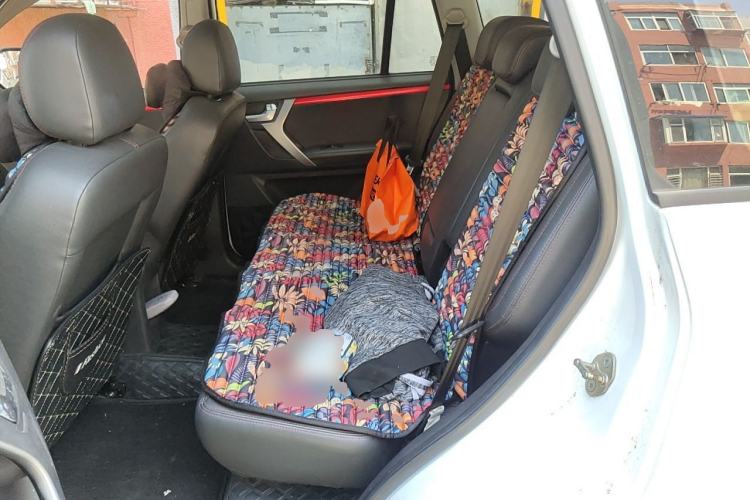 Used Chery Tiggo 3 2016 1.6L Manual ZhiShang Edition Left Rear Seat