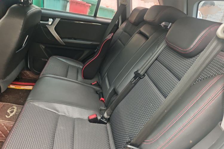 Used Chery Tiggo 3 2016 1.6L Manual ZhiShang Edition Left Rear Seat