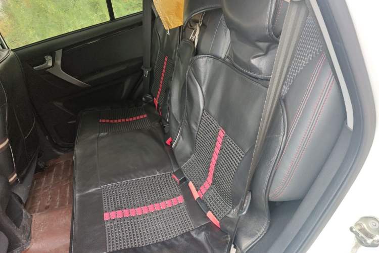 Used Chery Tiggo 3 2016 1.6L Manual ZhiShang Edition Left Rear Seat