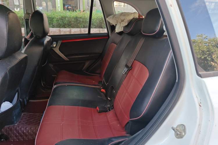 Used Chery Tiggo 3 2016 1.6L Manual ZhiShang Edition Left Rear Seat