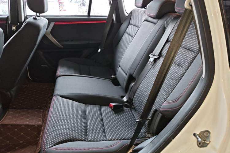 Used Chery Tiggo 3 2016 1.6L Manual Fashion Edition Left Rear Seat