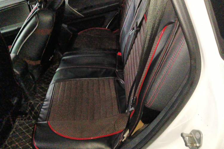 Used Chery Tiggo 3 2016 1.6L Manual ZhiShang Edition Left Rear Seat