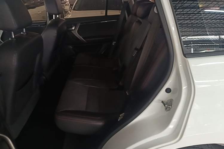 Used Chery Tiggo 3 2016 1.6L Manual ZhiShang Edition Left Rear Seat