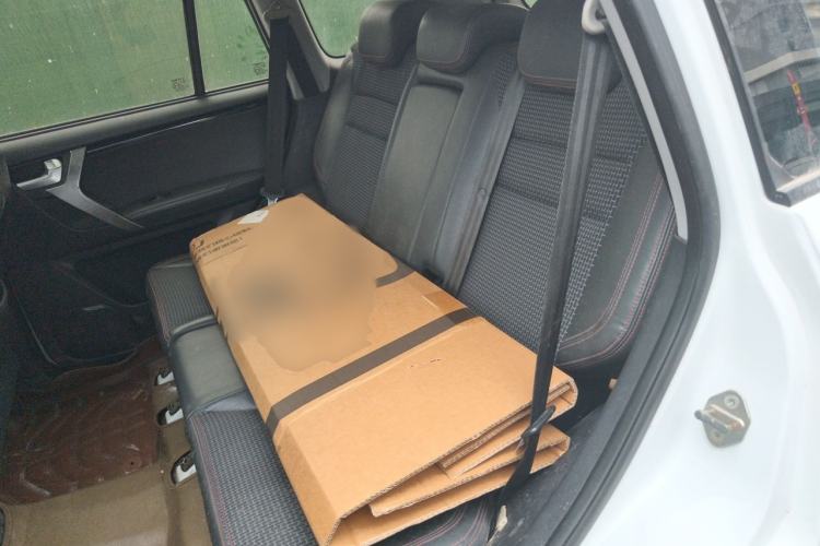 Used Chery Tiggo 3 2016 1.6L Manual ZhiShang Edition Left Rear Seat
