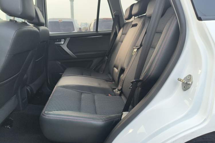 Used Chery Tiggo 3 2016 1.6L CVT ZhiShang Edition Left Rear Seat