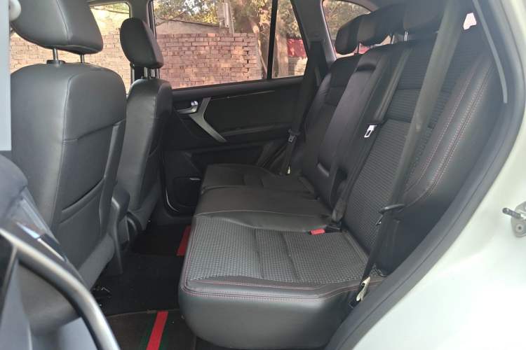 Used Chery Tiggo 3 2016 1.6L CVT ZhiShang Edition Left Rear Seat