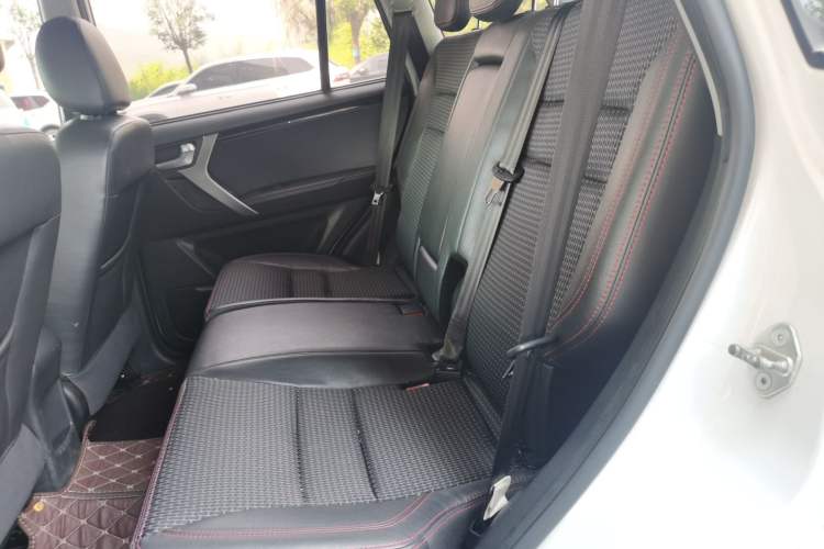 Used Chery Tiggo 3 2016 1.6L Manual ZhiShang Edition Left Rear Seat