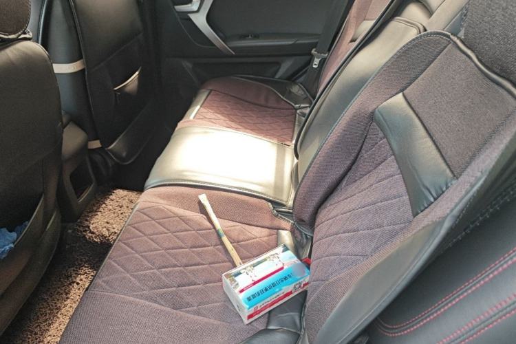Used Chery Tiggo 3 2016 1.6L Manual ZhiShang Edition Left Rear Seat