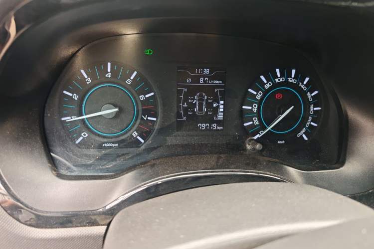 Used Chery Tiggo 3 2016 1.6L Manual ZhiShang Edition Odometer Close Up