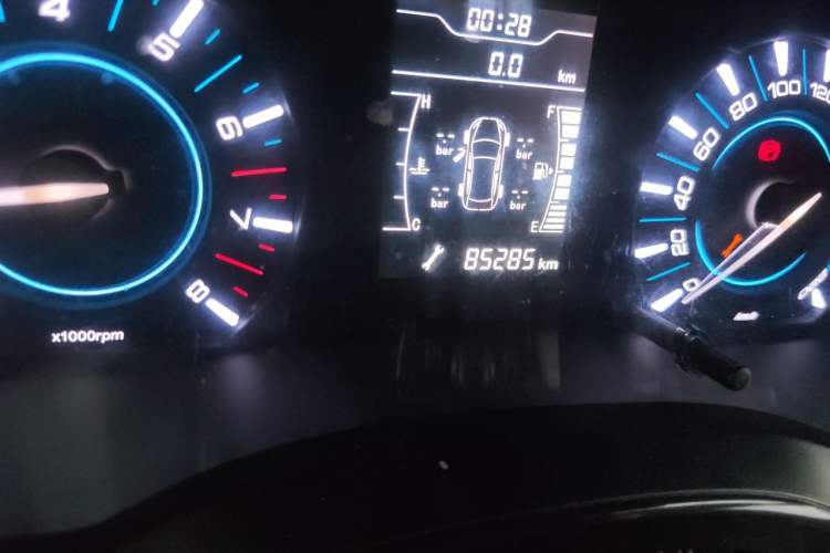 Used Chery Tiggo 3 2016 1.6L Manual ZhiShang Edition Odometer Close Up