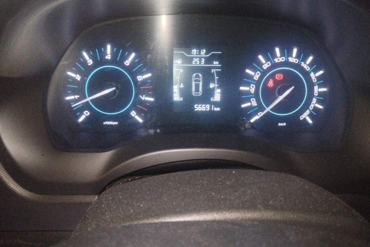 Used Chery Tiggo 3 2016 1.6L Manual Fashion Edition Odometer Close Up