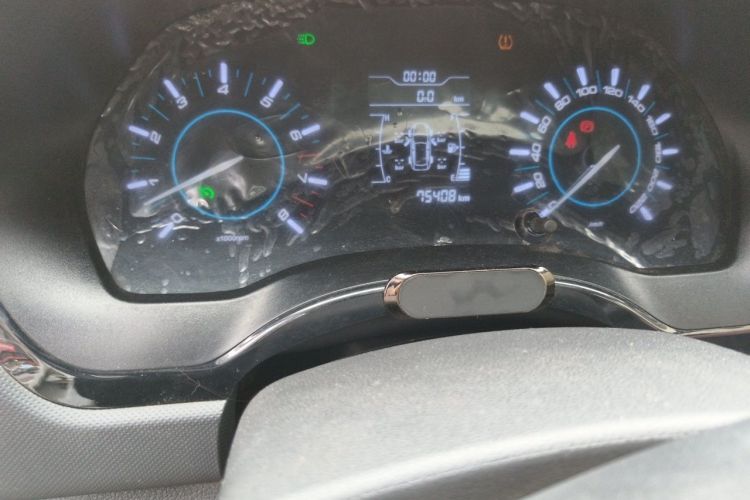 Used Chery Tiggo 3 2016 1.6L Manual ZhiShang Edition Odometer Close Up