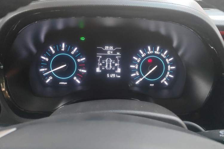 Used Chery Tiggo 3 2016 1.6L Manual ZhiShang Edition Odometer Close Up