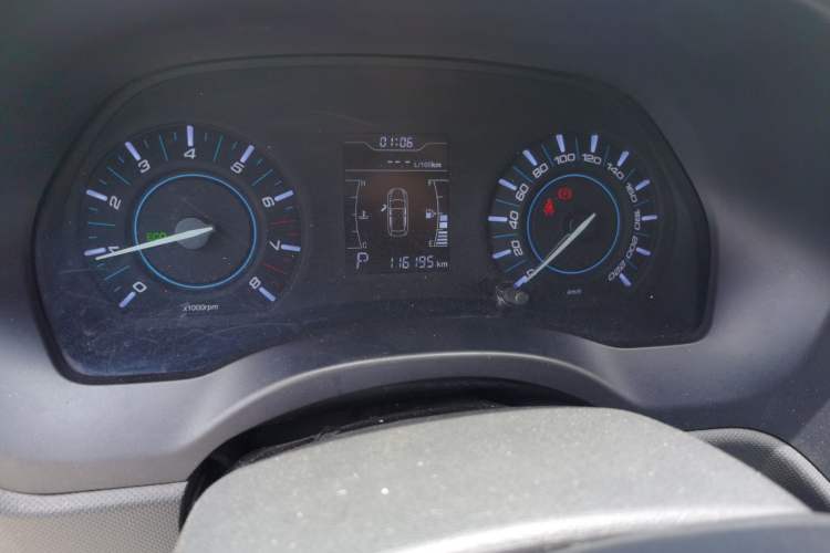 Used Chery Tiggo 3 2016 1.6L CVT Fashion Edition Odometer Close Up