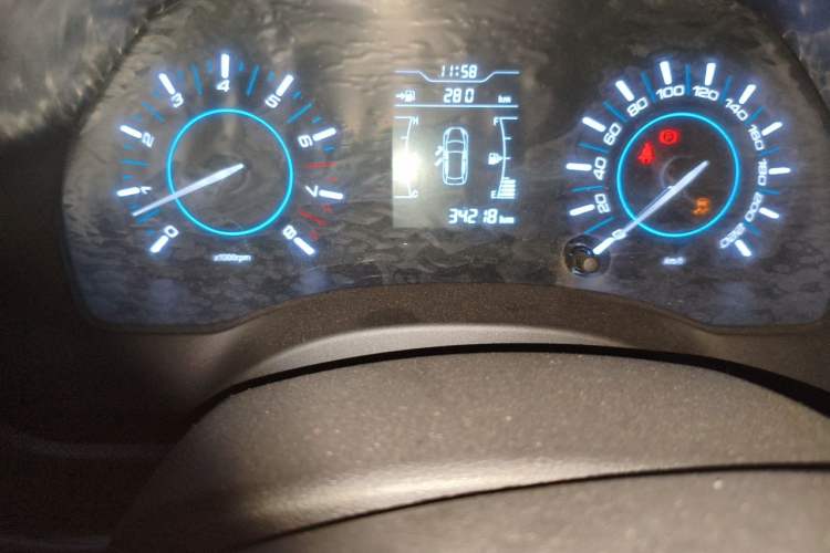 Used Chery Tiggo 3 2016 1.6L Manual Fashion Edition Odometer Close Up