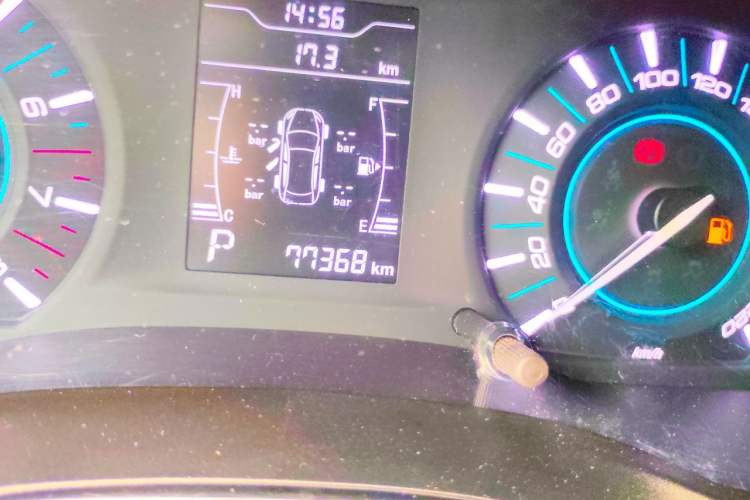 Used Chery Tiggo 3 2016 1.6L CVT ZhiShang Edition Odometer Close Up