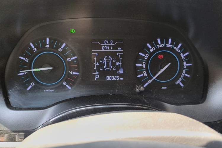 Used Chery Tiggo 3 2016 1.6L CVT Luxury Edition Odometer Close Up