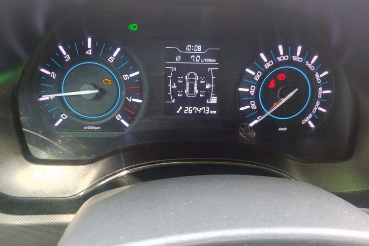 Used Chery Tiggo 3 2016 1.6L Manual ZhiShang Edition Odometer Close Up