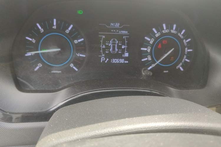 Used Chery Tiggo 3 2016 1.6L CVT ZhiShang Edition Odometer Close Up