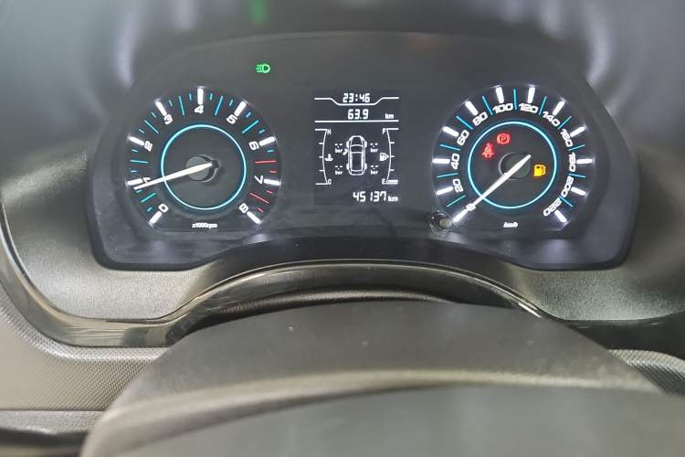 Used Chery Tiggo 3 2016 1.6L Manual ZhiShang Edition Odometer Close Up