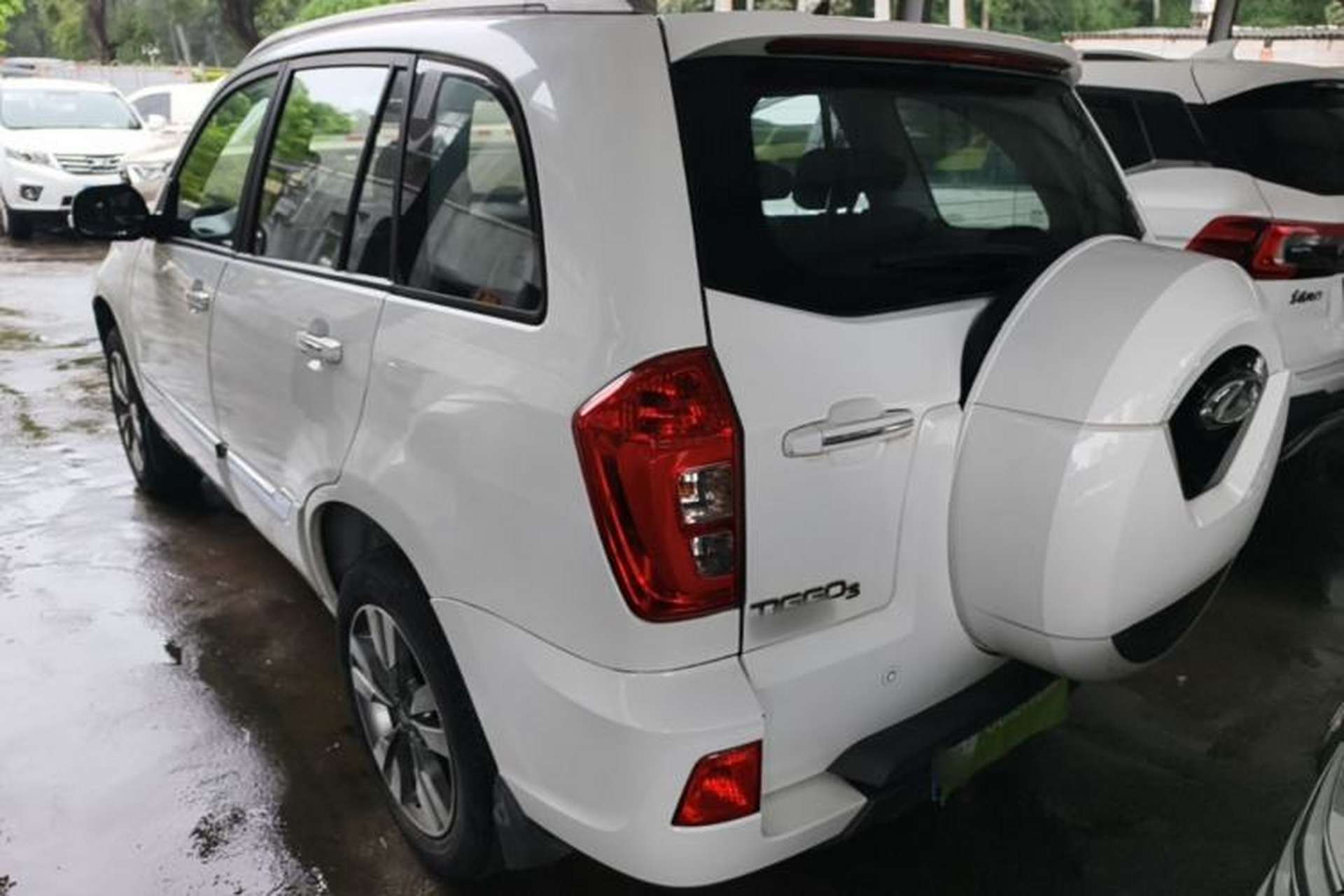 Used Chery Tiggo 3 2016 1.6L CVT ZhiShang Edition Rear Left 45 Deg