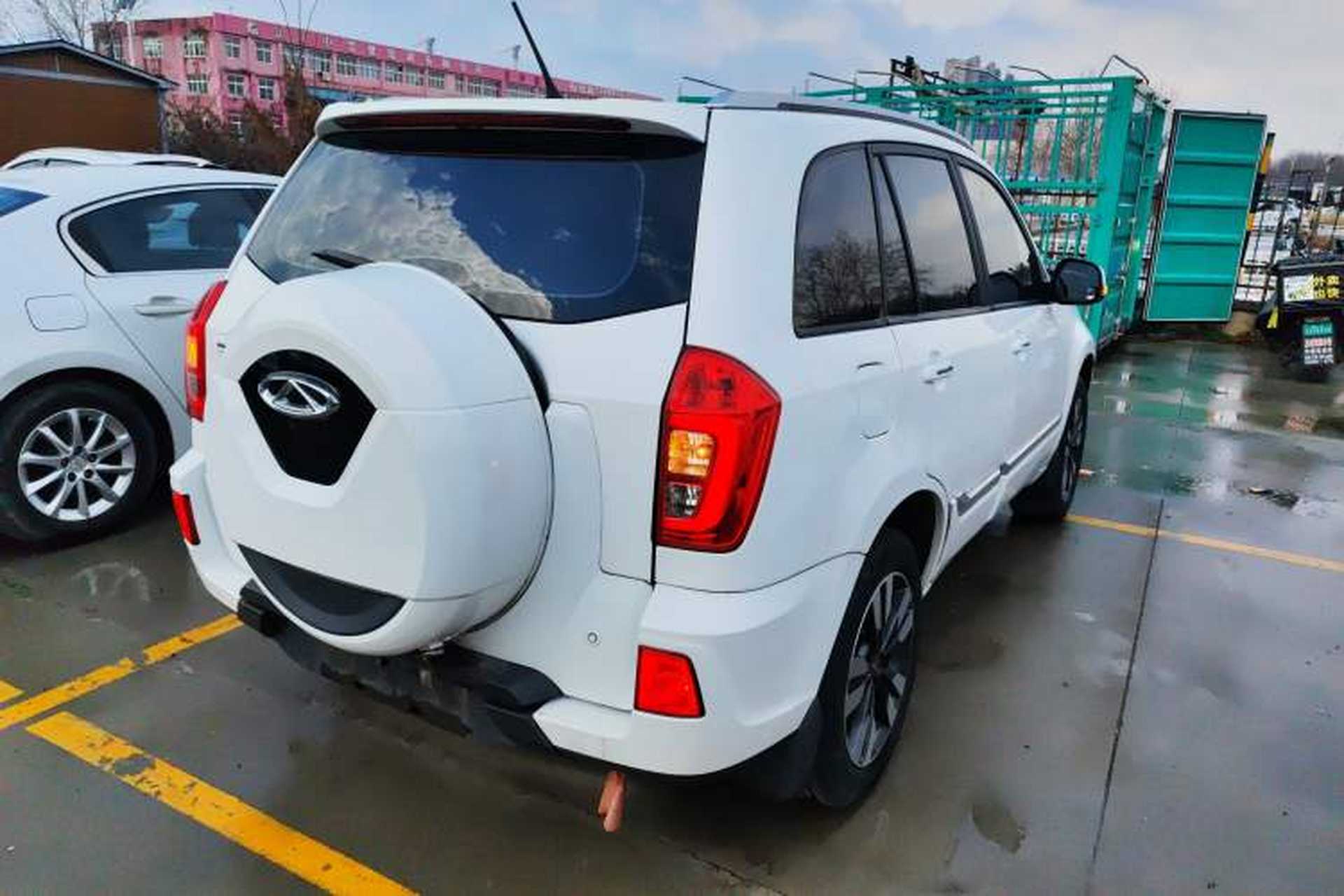 Used Chery Tiggo 3 2016 1.6L CVT ZhiShang Edition Rear Right 45 Deg