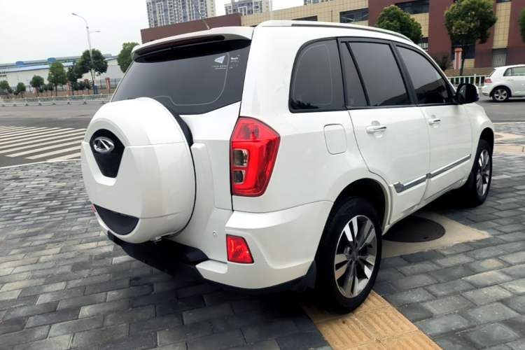 Used Chery Tiggo 3 2016 1.6L CVT ZhiShang Edition Rear Right 45 Deg