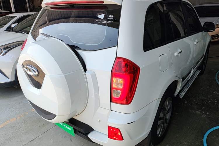Used Chery Tiggo 3 2016 1.6L Manual ZhiShang Edition Rear Right 45 Deg
